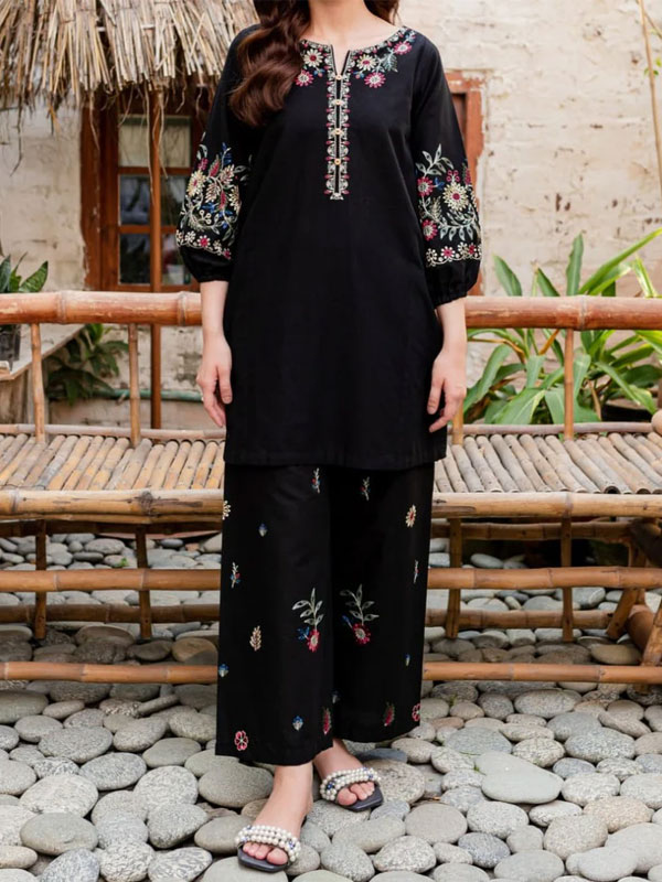 2 PCs Heavy Embroidered Lawn Dress (Unstitched) (DRL-2478)