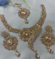 Beautiful Bridal Wedding Necklace Jewellery Set (PS-445) Price in Pakistan