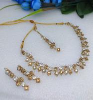 Beautiful Necklace Set With Earring & Matha Patti (ZV:18259) Price in Pakistan
