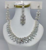 Necklace Set With Earring & Matha Patti (ZV:18255) Price in Pakistan