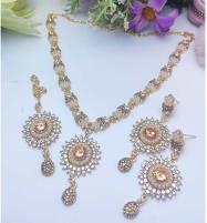 Wedding Necklace Set With Earring Matha Patti (ZV:7702) Price in Pakistan